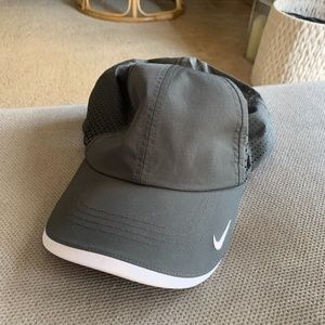 Grey Nike Dri Fit Golf/Athletic Fit Adjustable Hat